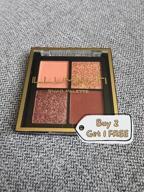 Illuminati Cosmetics
Enlightened: Warm peach and gold neutral tones